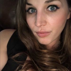 Meet your Posher, Katherine